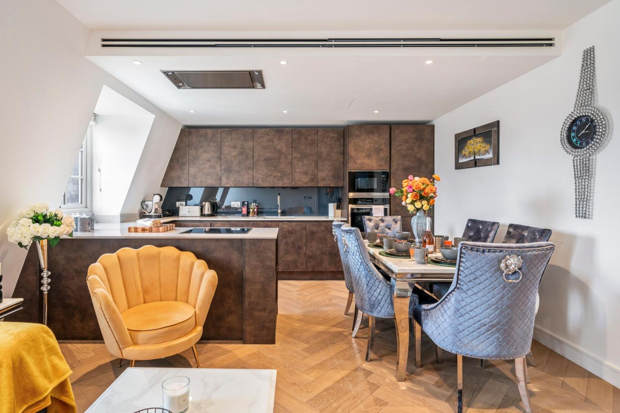 Spectacular 2-Bedroom Penthouse In Marble Arch 75 Londen Buitenkant foto