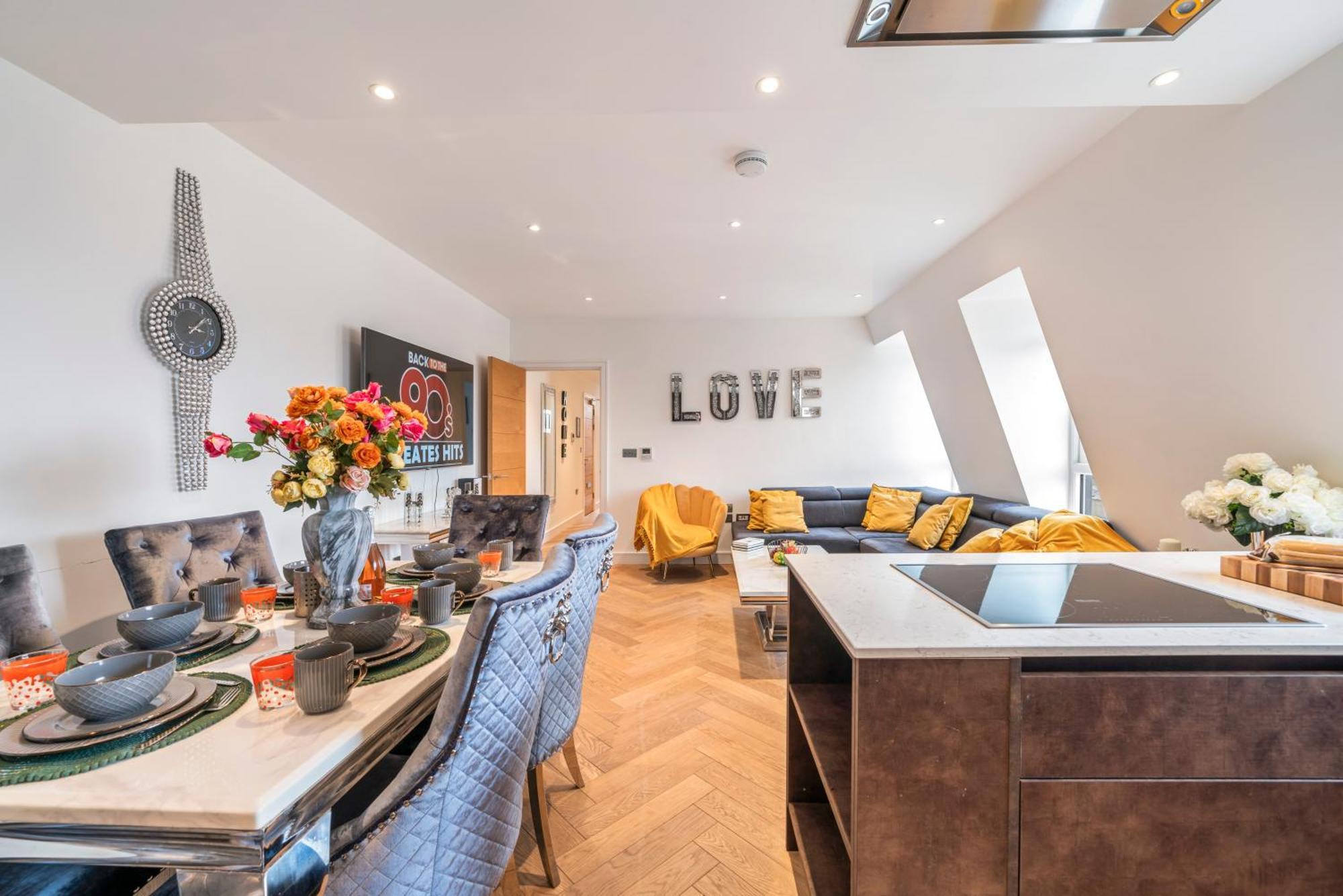 Spectacular 2-Bedroom Penthouse In Marble Arch 75 Londen Buitenkant foto